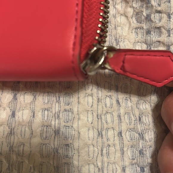 Pink Vera Bradley Wallet - Picture 7 of 8